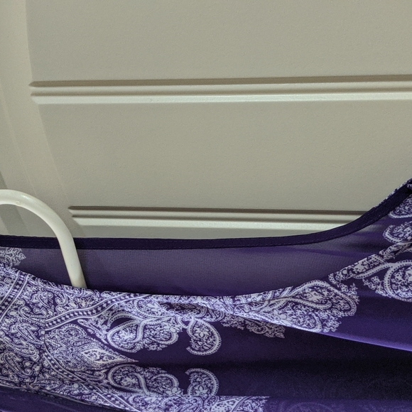 Vest - Picture 3 of 6